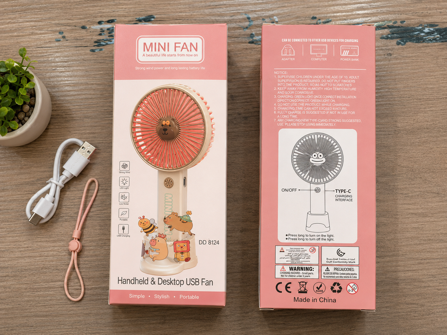 Ventilateur de bureau portable à main avec éclairage LED intégré /مروحة مكتبية ويدوية محمولة مع إضاءة LED مدمجة